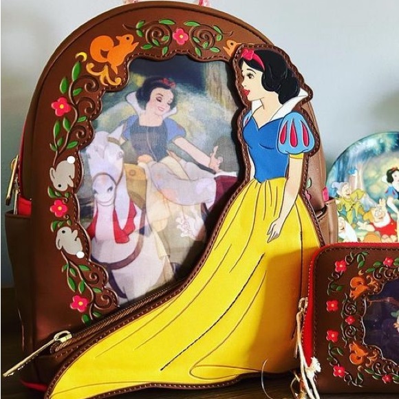 Loungefly x Disney Snow White & Seven Dwarfs Lenticular Backpack Bag Purse NWT main image 13